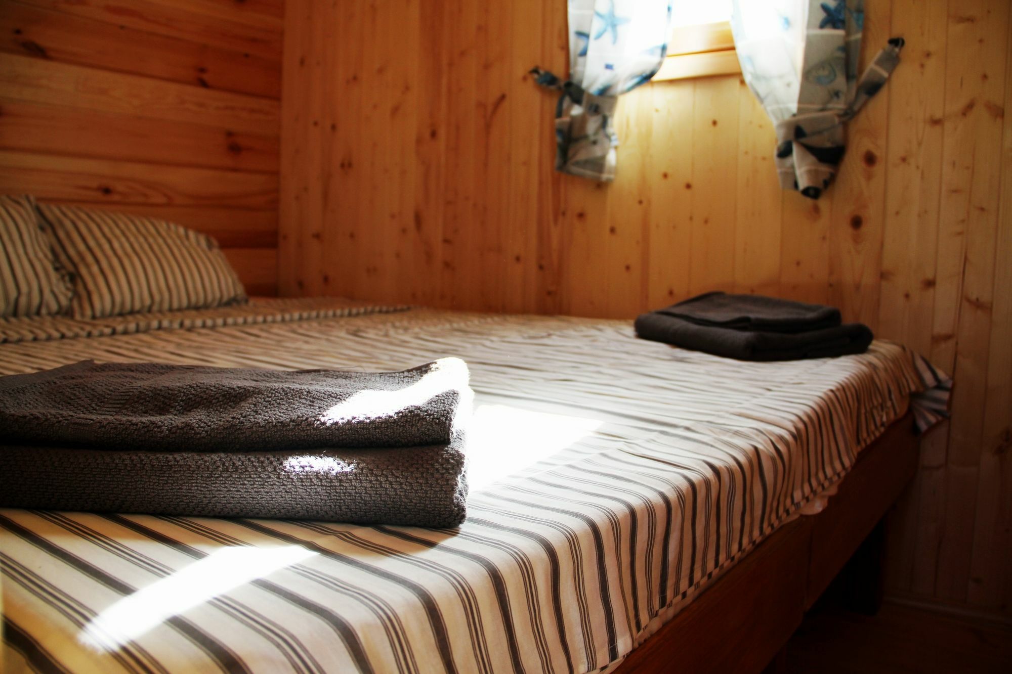 Eco-Wooden Houses Camping Montana Roja Ελ Μέντανο Εξωτερικό φωτογραφία